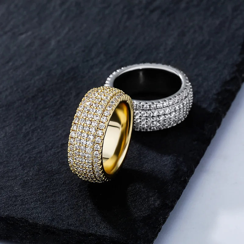 Iced ring