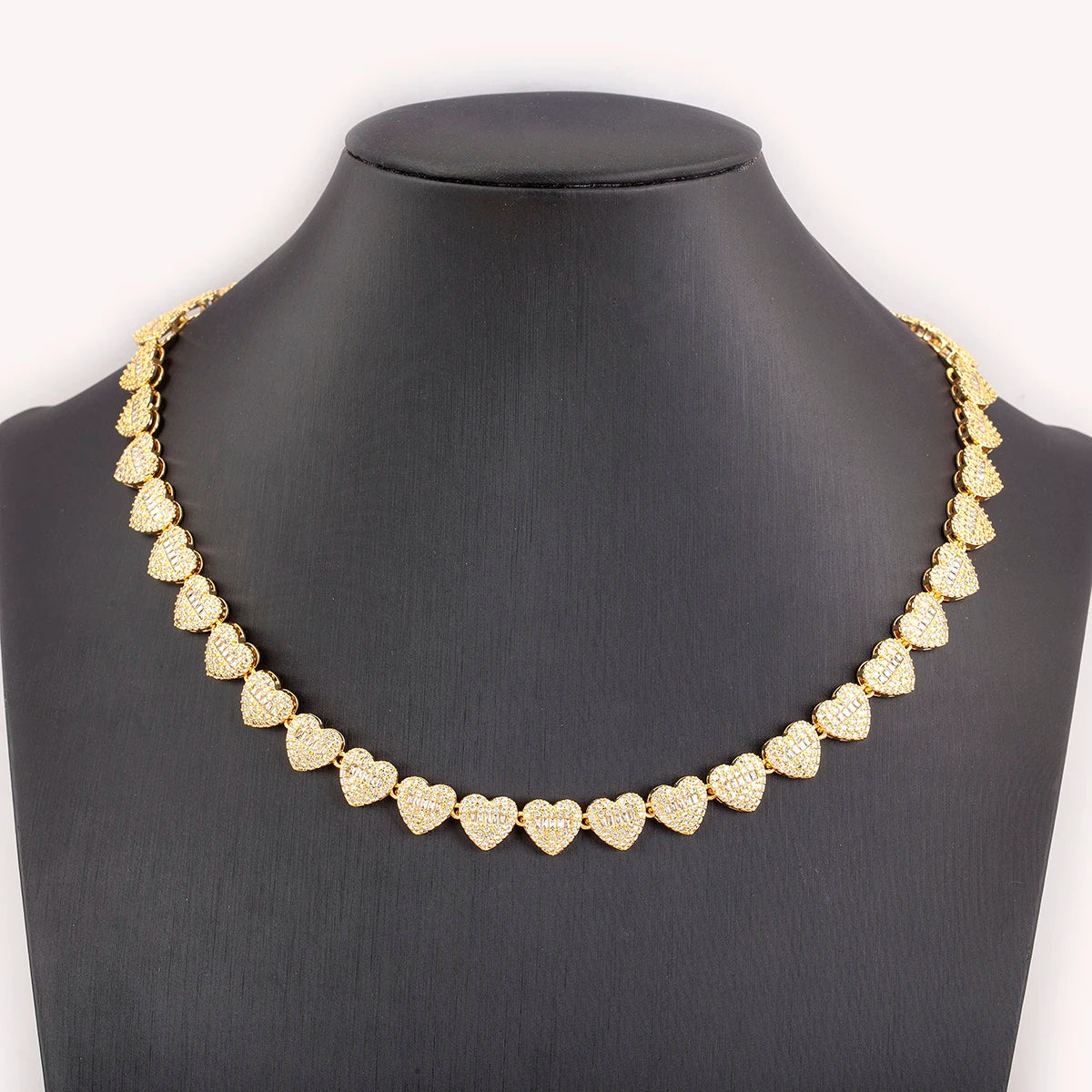 Heart - Round shaped Zircon Necklace