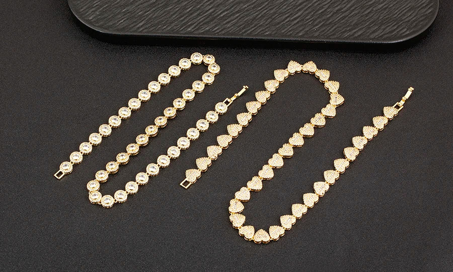 Heart - Round shaped Zircon Necklace